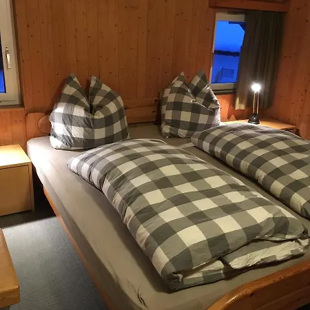 Bargias 12 Semesterbostad *